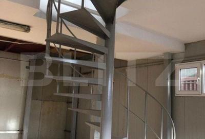 Spațiu comercial, de 260 mp, în Central - 4