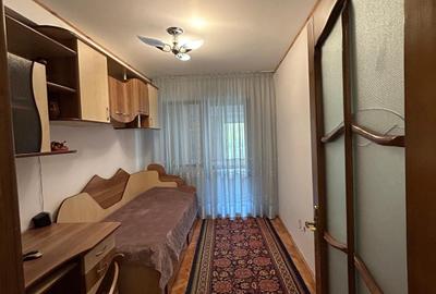Apartament cu 3 camere în Central - 4