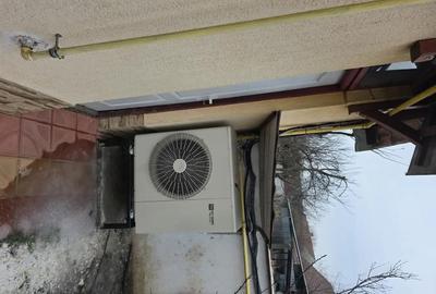 Casă cu 3 camere cu Teren 260 Mp în Central - 1