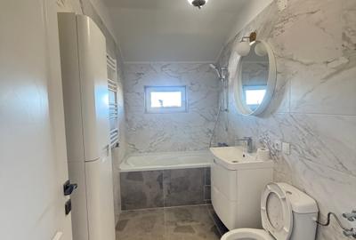 Apartament cu 3 camere semidecomandat în Dâmbovița - 1