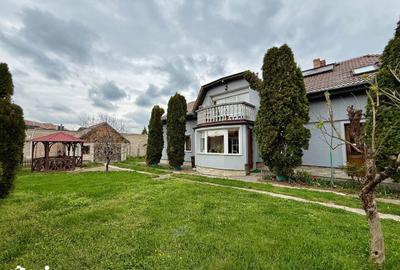 Casă cu 3 camere cu Teren 539 Mp în Dâmbu Pietros - 16