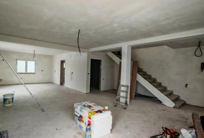 Vila LUX Parter+Etaj(stil mediteranean) in Stupini zona Plugarilor - 17