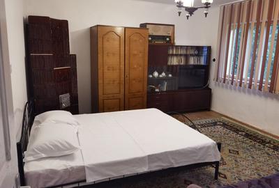 Casă cu 3 camere în Central - 6