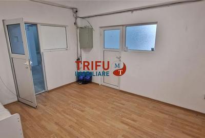 Spațiu comercial, de 300 mp, în Central - 10