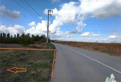 Teren intravilan, stradal in Petrachioaia IF, cu o SU de 1235 mp si deschidere - 4