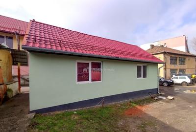 Spațiu comercial, de 40 mp, în Central - 6