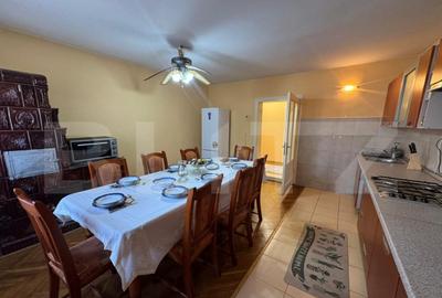 De Vanzare Casa de Vacan?a cu Teren Generos 5.755 m? - 5