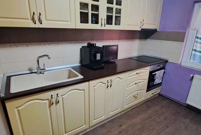 Vand apartament cu 2 camere Re?i?a - 4