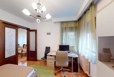 Vila renovată complet cu curte proprie- ultracentral- Patriarhie - 6