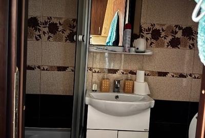 Garsonieră decomandată, mobilată în Fratelia - 6