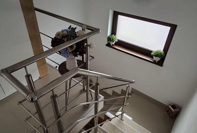 Casă cu 3 camere cu Teren 500 Mp în Tărtășești - 2
