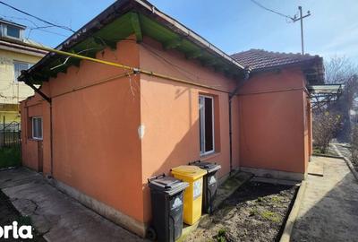 Casă cu 3 camere cu Canalizare în Central - 3