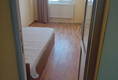 Apartament cu 3 camere decomandat în Central - 1