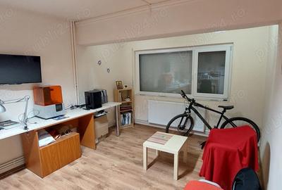 Apartament cu 2 camere decomandat în Tomis III - 12