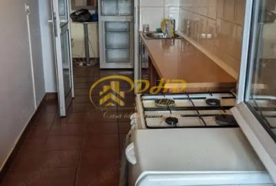 Garsonieră decomandată în Piața Unirii - 4