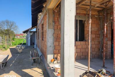 Casă cu 4 camere cu Teren 350 Mp în Hemeiuș - 3