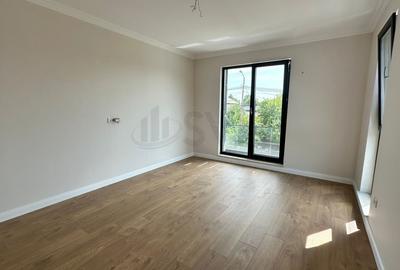 REV2004051 Vila Premium 4 Camere - 9