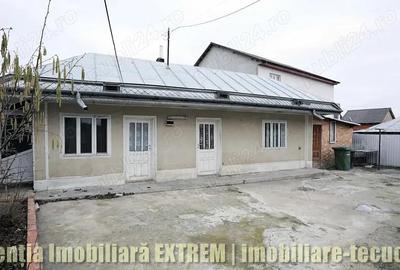 Casa cu 5 camere ?i 814mp teren, pe strada Salcamului din Tecuci Casa cu 5 camere ?i 814mp teren, pe strada Salcamului din Tecuci - 2