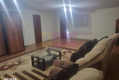 Casă cu 7 camere cu Teren 1500 Mp în Brănești - 9