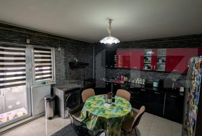 Casă cu 4 camere cu Teren 168 Mp în Central - 8