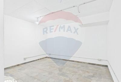Casă cu 8 camere cu Teren 300 Mp în Gara de Nord - 16