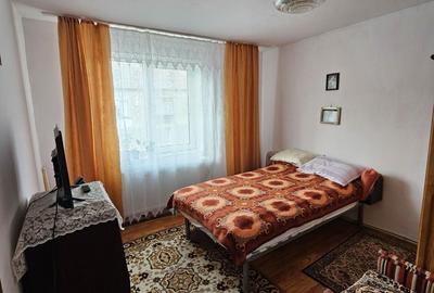Apartament cu 3 camere decomandat în Central - 4