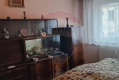 Apartament cu 2 camere semidecomandat în Aurel Vlaicu - 2