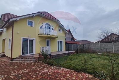 De inchiriat spatiu generos nerezidential la mansarda casa 122mp Oncea - 3