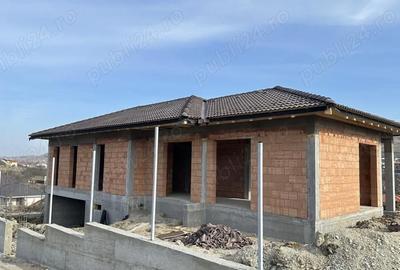 Casă cu Teren 501 Mp în Central - 6