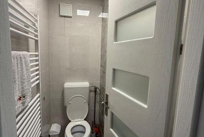 Apartament cu 4 camere semidecomandat în Central - 4