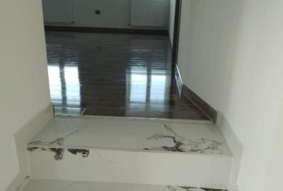 Casa Unirea formata din doua apartamente,cu doua intrari separate. - 13