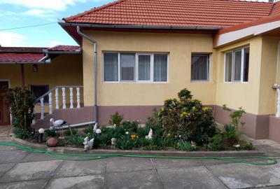 Casă cu 4 camere în Ciopeia - 3