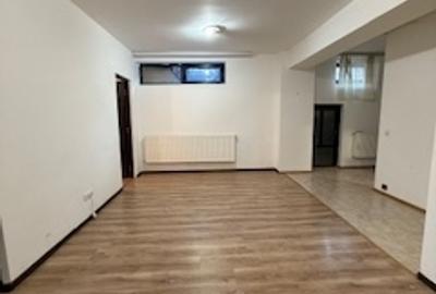 Giulesti, Str Agnita, bloc 2016, Ap 3 camere, 85 mp pret 84000 euro - 15
