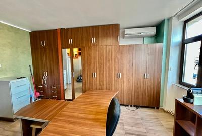 Iasi, zona Granit, garsoniera confort sporit, etaj 1, mobilata integral - 12