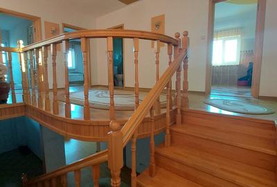 Casă cu 4 camere în Manolești - 5