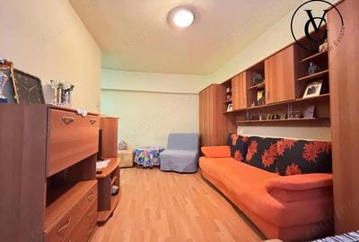 Garsonieră decomandată în Central - 2