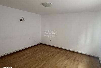 Spațiu comercial, de 50 mp, în Central