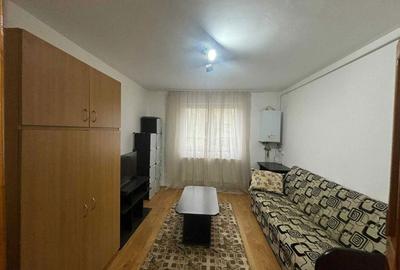 Garsonieră semidecomandată în Central