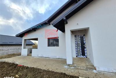 Casă cu 5 camere cu Canalizare în Dumești - 6