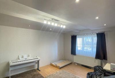 Apartament de 3 camere, 75 mp, zona Vivo cu garaj la subsol - 3