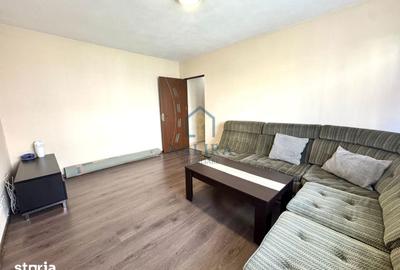 Apartament cu 2 camere semidecomandat în Republicii