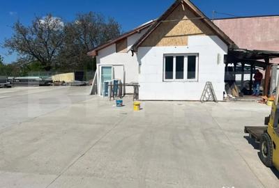 Casă cu 2 camere cu Teren 1700 Mp în Central - 2