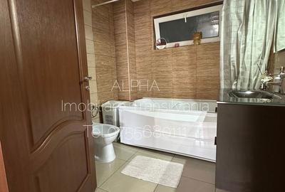 Casă cu 5 camere cu Teren 480 Mp în Central - 2