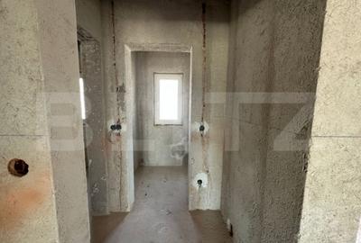 Casă cu 4 camere cu Teren 354 Mp în Micești - 5