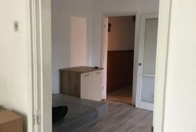 Apartament 2 camere etajul 2 zona Gemenii - 2