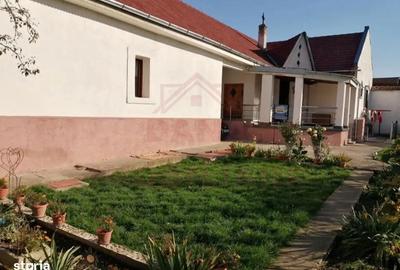 Casă cu 4 camere în Central - 6