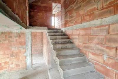 Casa moderna si spatioasa P+M in Vorovesti finisaje la alegerea ta! - 1