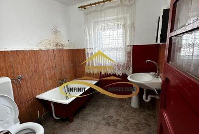 Casă cu 3 camere cu Teren 1008 Mp în Sărata - 9