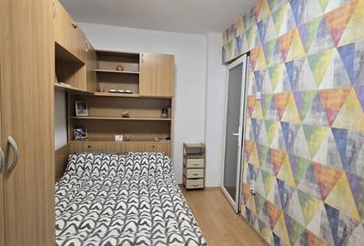 Apartament cu 3 camere, 53 mp, zona Malu Rosu - 6