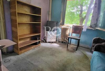 Apartament 3 camere vanzare zona Progresul vedere spatiu verde - 3
